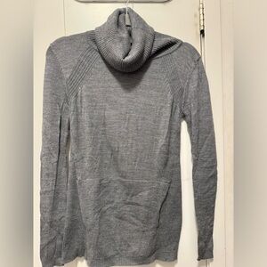lululemon gray merino wool turtleneck sweater. Size 4
